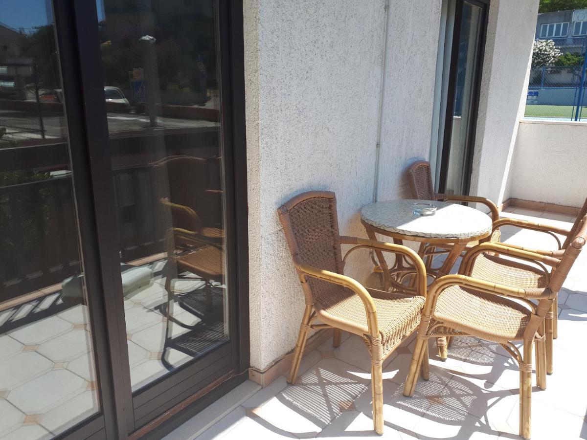 Apartman Emilio Baška Voda Εξωτερικό φωτογραφία